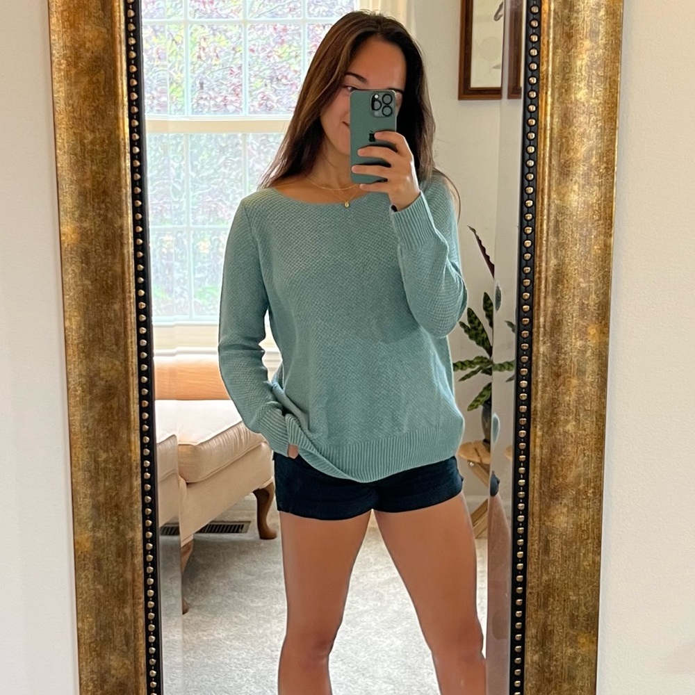 Cozy blue knit sweater top!